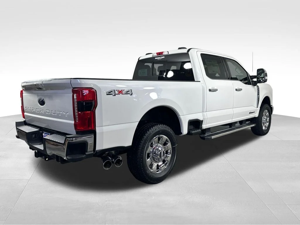New 2026 Star White Metallic Tri-Coat Ford F-350® Lariat® image 11