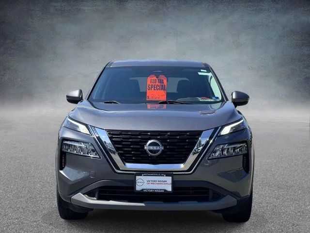 Used 2023 Gray Nissan SV image 6