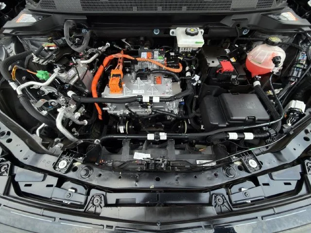 Certified Used 2025 Black Chevrolet RS image 31