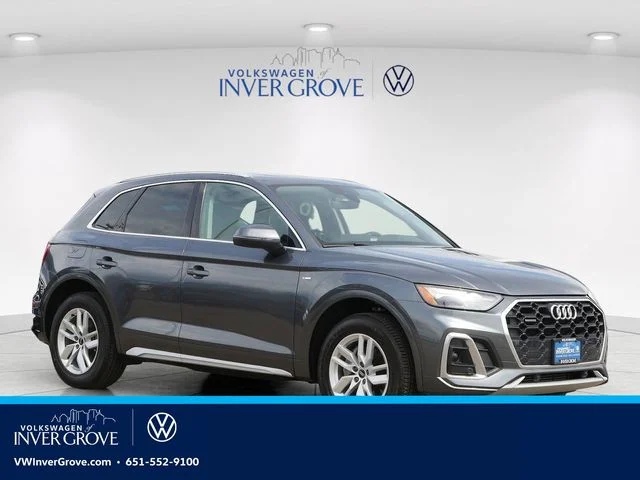 2023 Audi Q5 45 Premium's photo