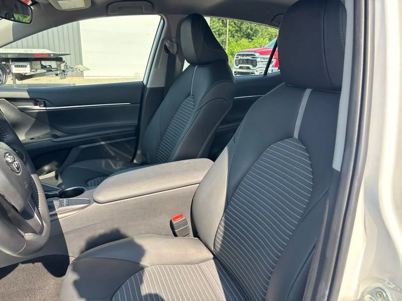 Used 2023 White Toyota SE image 22