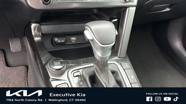 Certified Used 2024 White Kia SX image 18