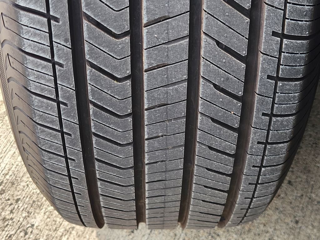 Used 2019 Shadow Gray Metallic Chevrolet RST image 11