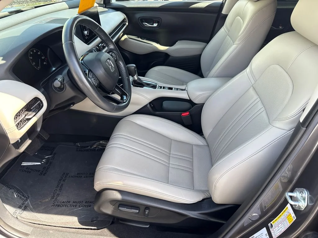 Used 2024 Gray Honda EX-L image 21