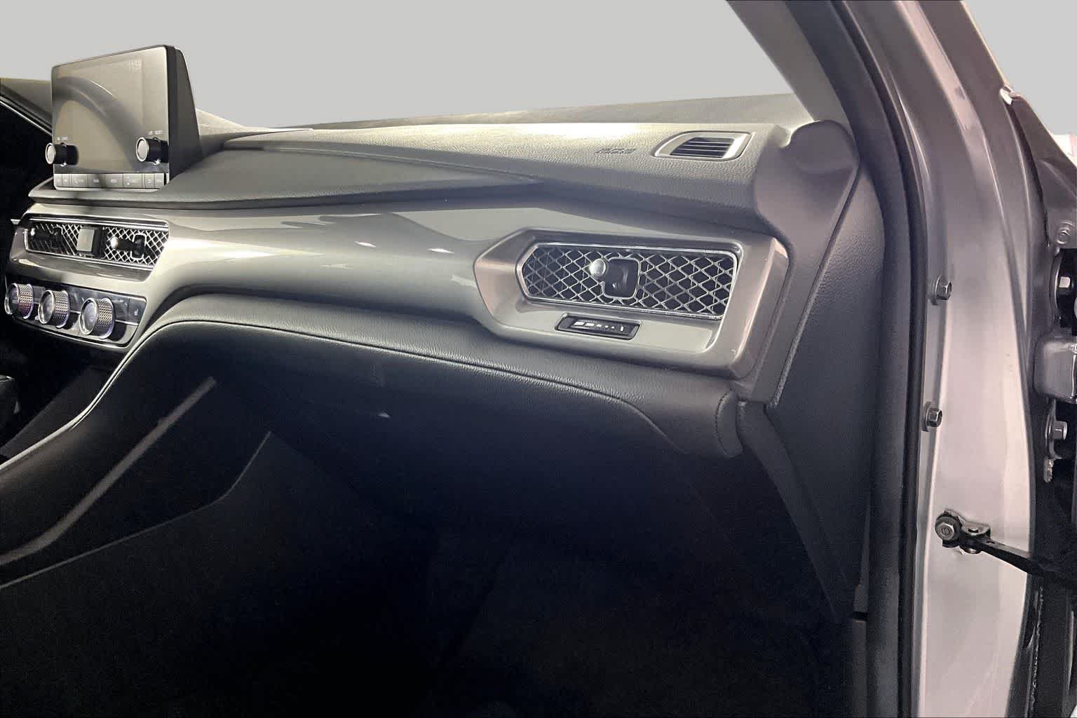 Used 2024 Lunar Silver Metallic Acura  image 18