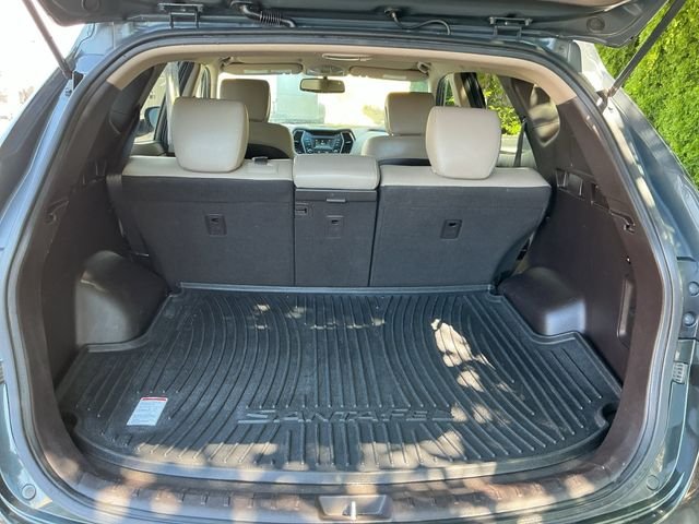 Used 2013 Green Hyundai Base image 22