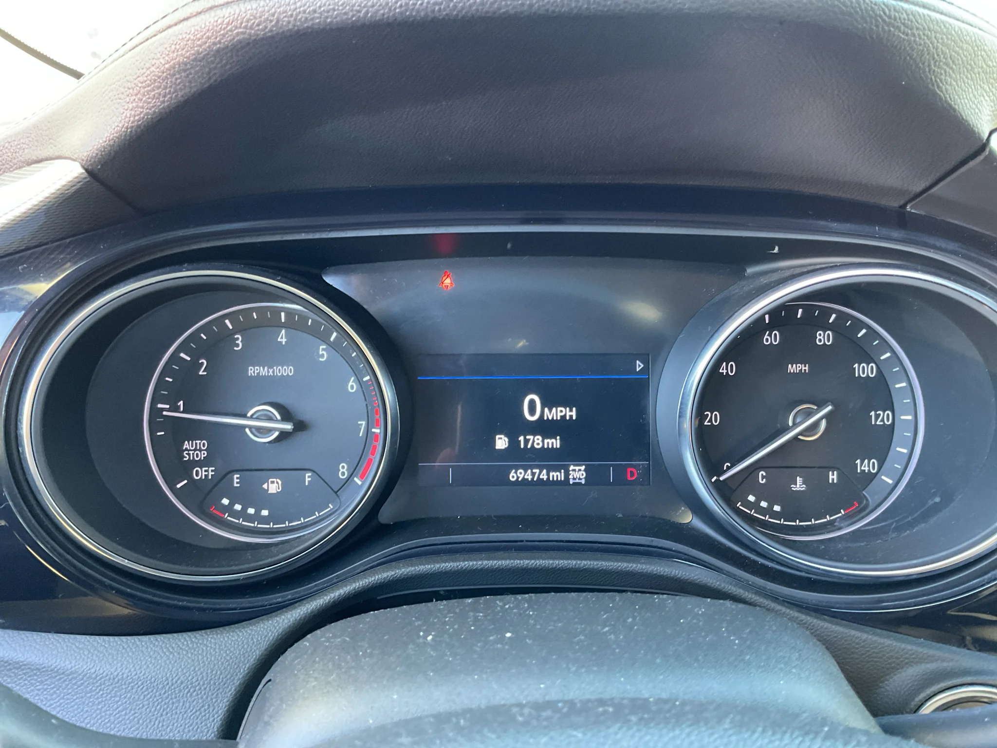 Used 2023 Summit White Buick Preferred image 18