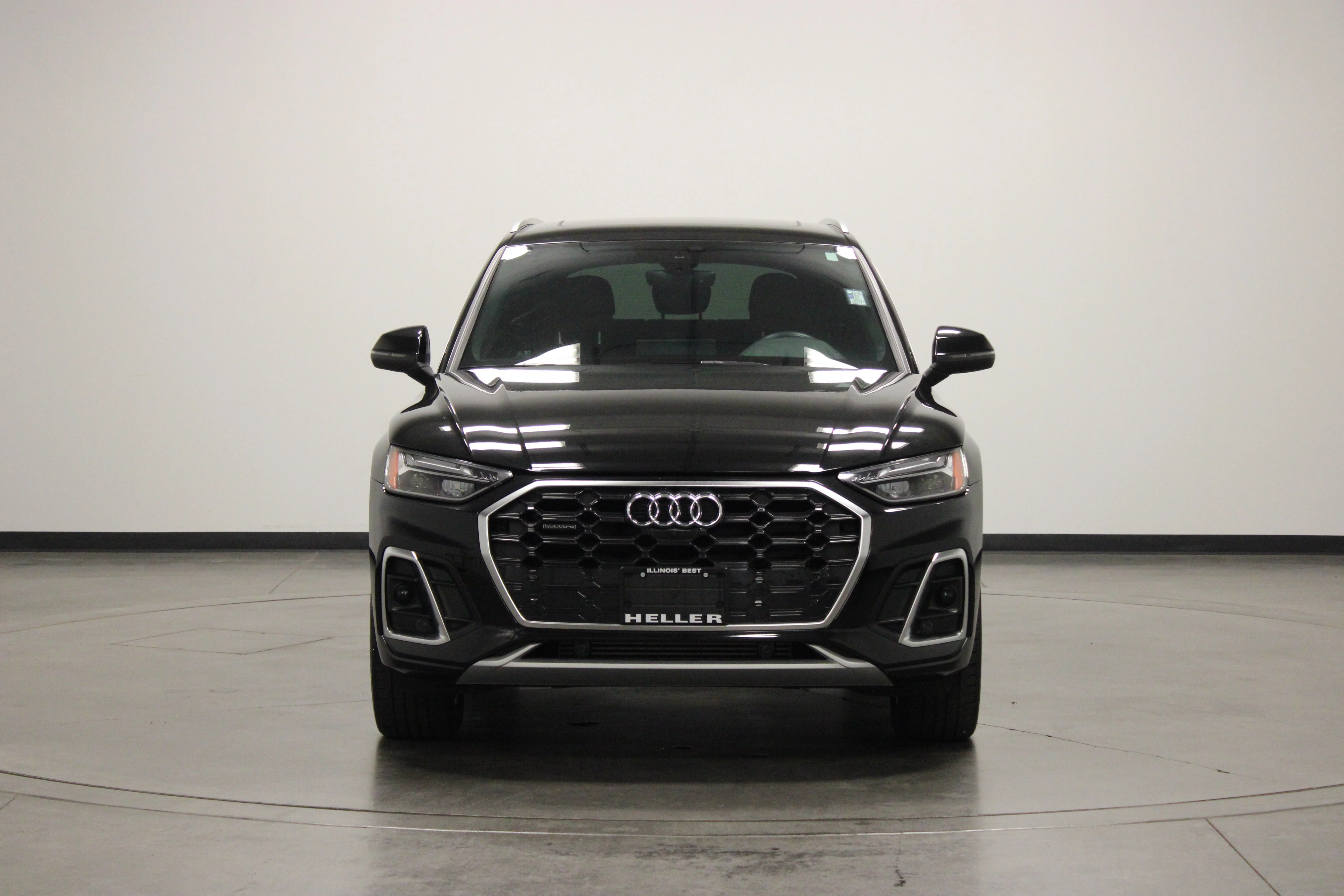 Used 2023 Black Metallic Audi 45 S line Premium image 3