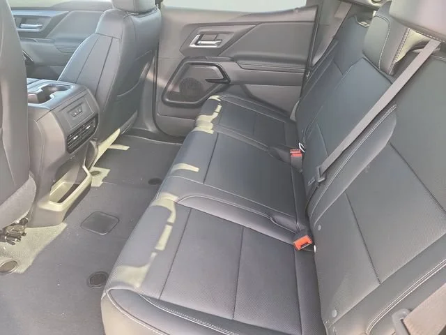 New 2026 Summit White Chevrolet LT - Extended Range image 9