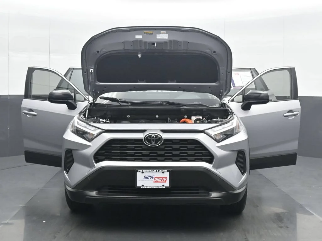 Used 2025 Silver Toyota LE image 35