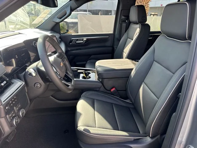 New 2026 Gray Chevrolet Premier image 10