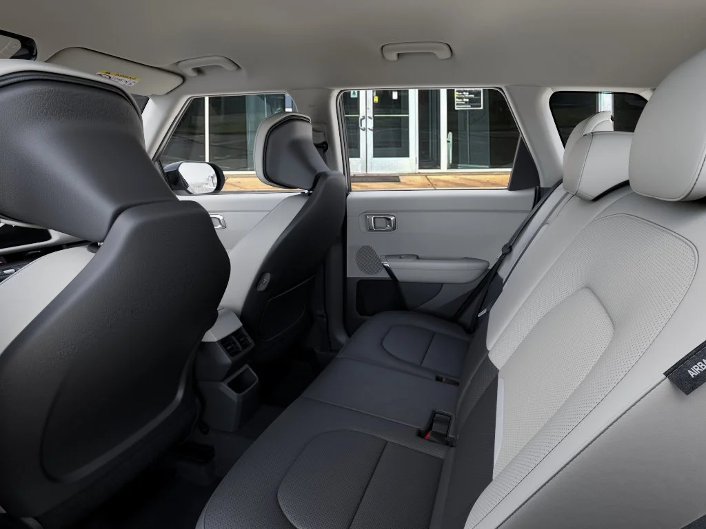 New 2027 Snow White Pearl Kia EX image 18