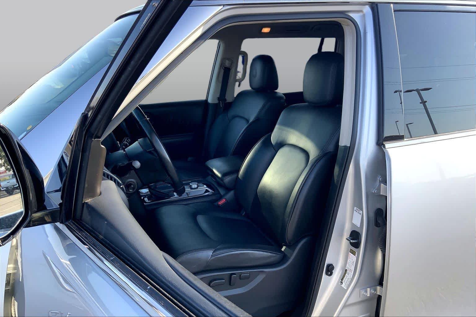 Used 2022 Brilliant Silver Metallic Nissan SV image 15