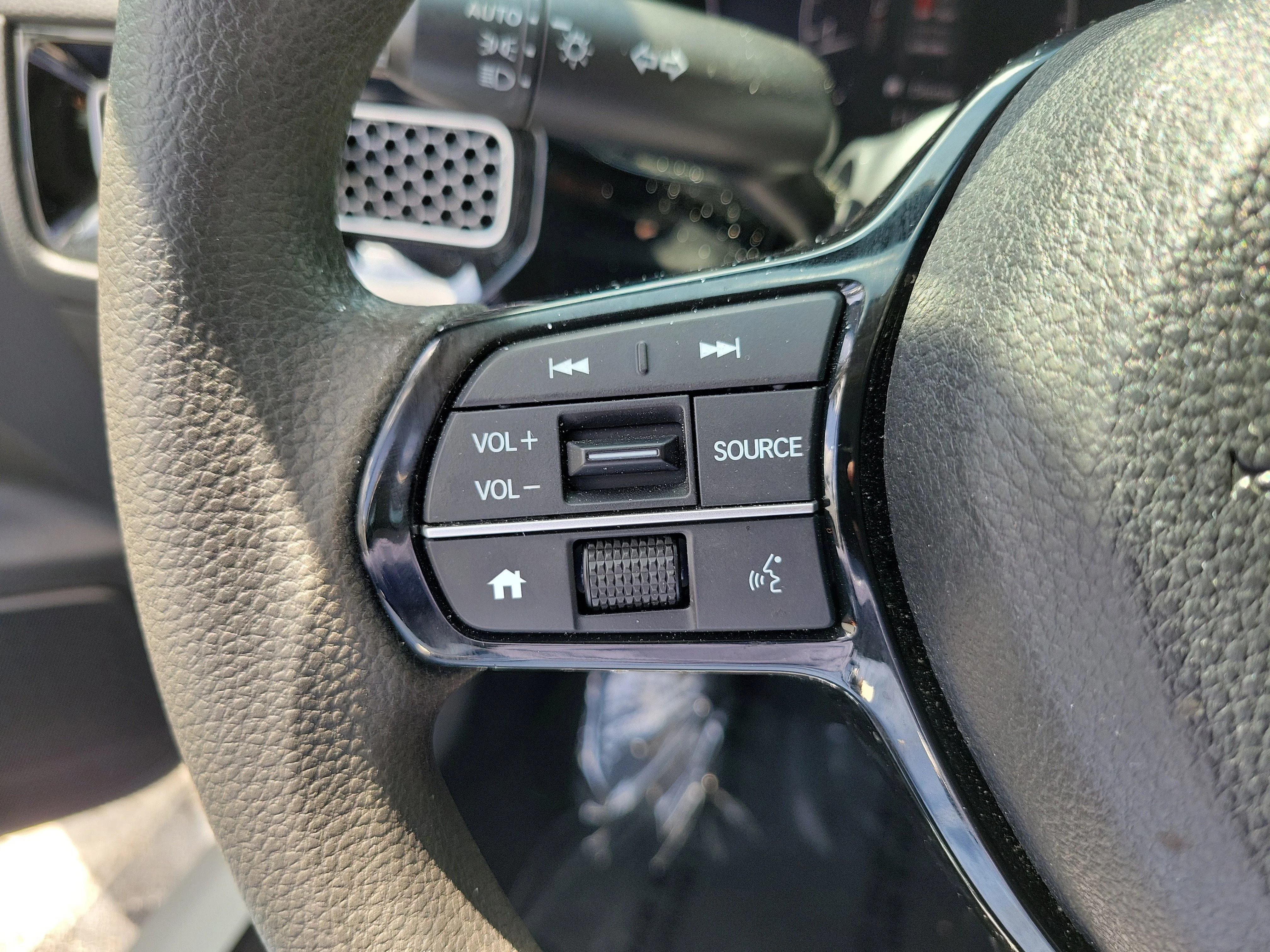2024 Honda Civic LX - Photo 17