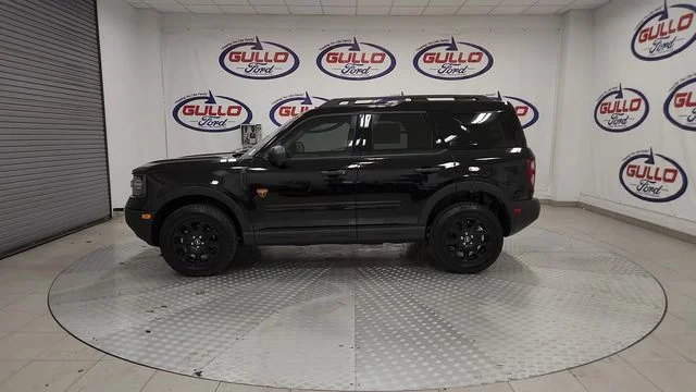 New 2026 Shadow Black Ford Badlands image 6