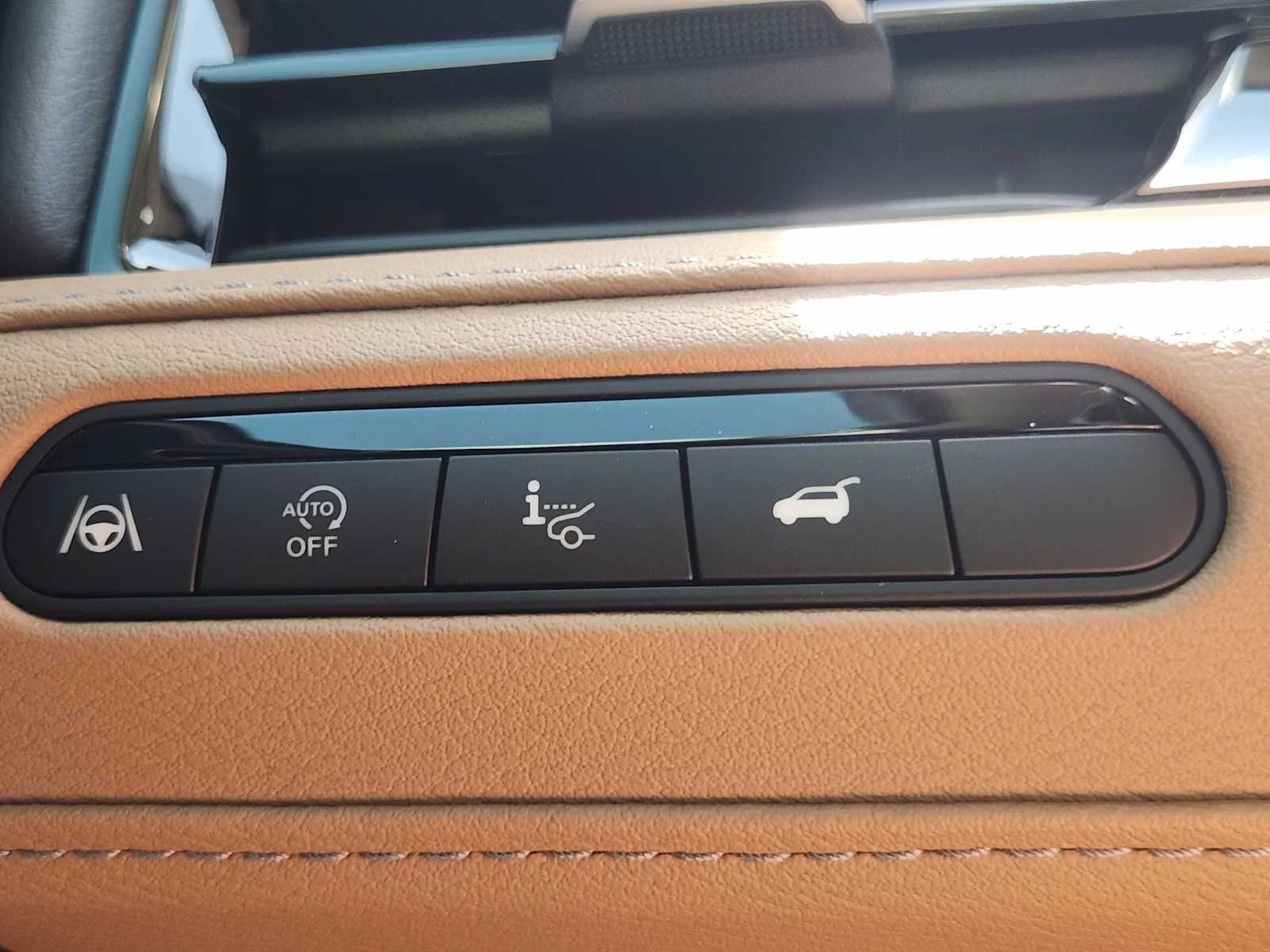 New 2027 BLACK OBSIDIAN INFINITI Luxe 4WD image 16