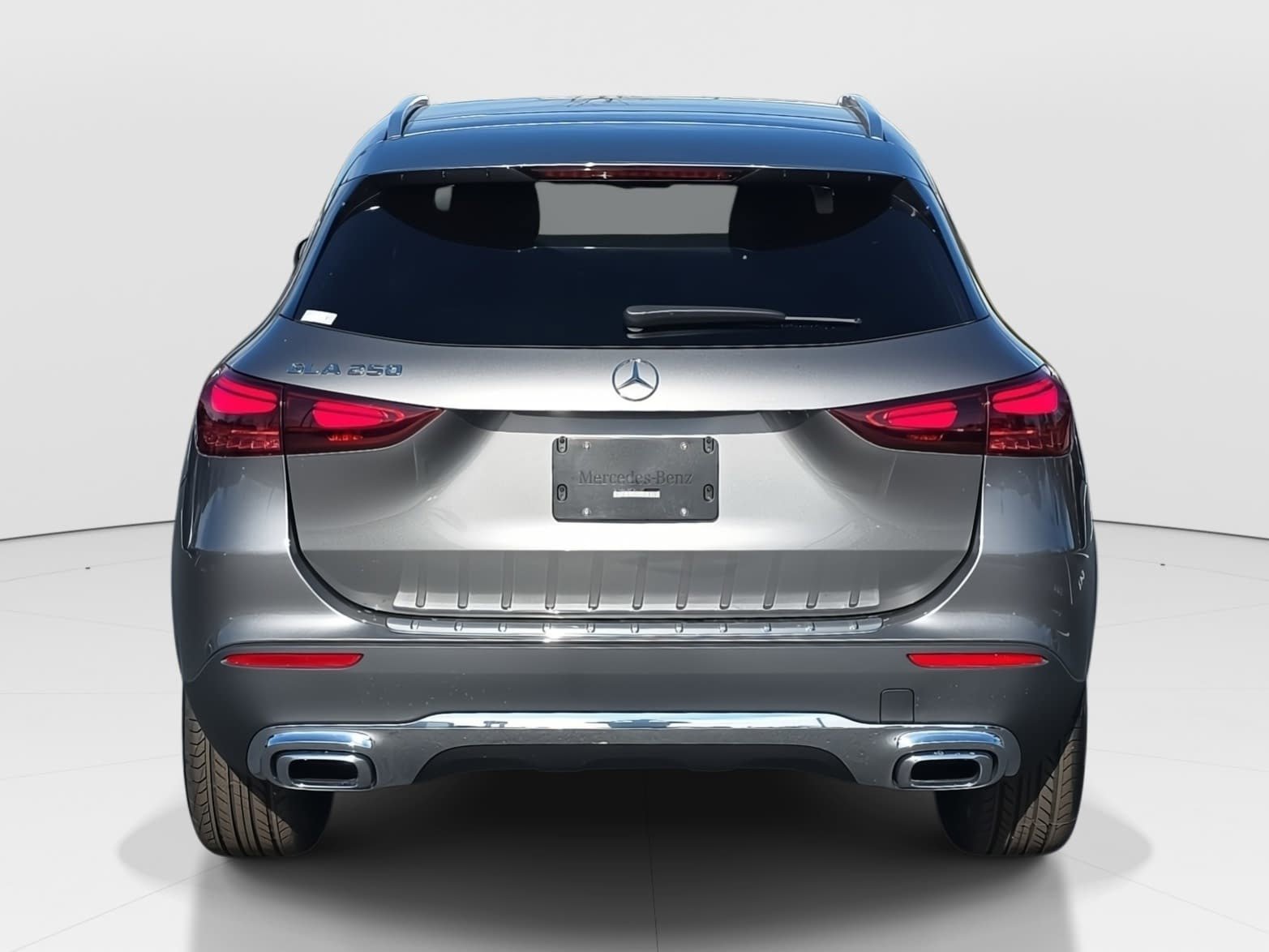 New 2026 Mountain Grey Metallic Mercedes-Benz GLA250 image 6