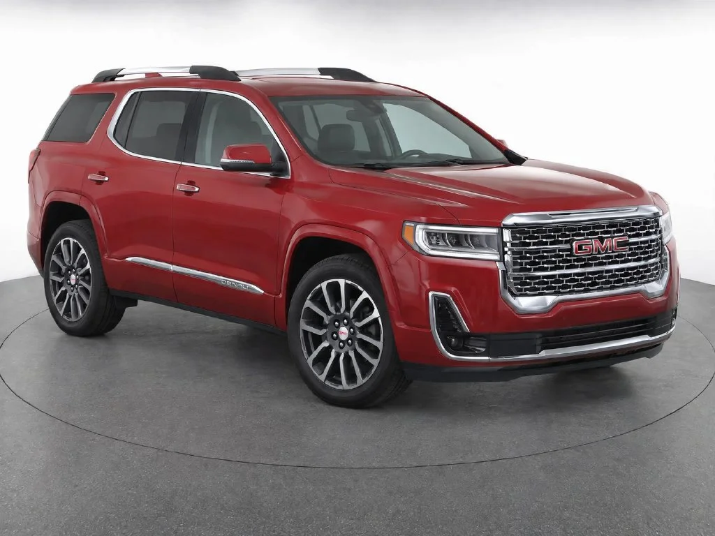 2020 GMC Acadia Denali - Photo 2