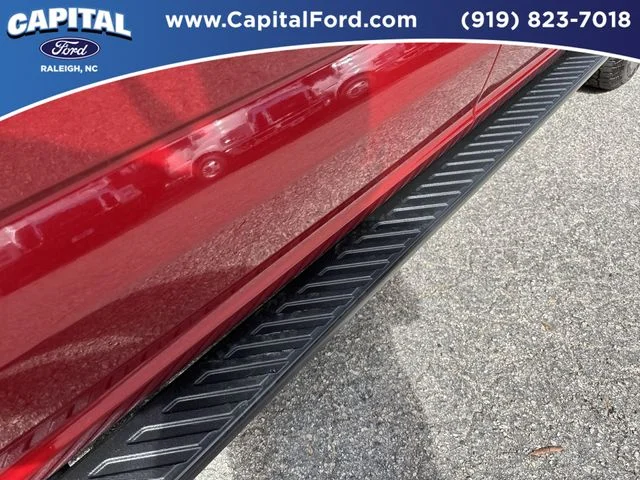 Used 2022 Red Ford XLT image 15