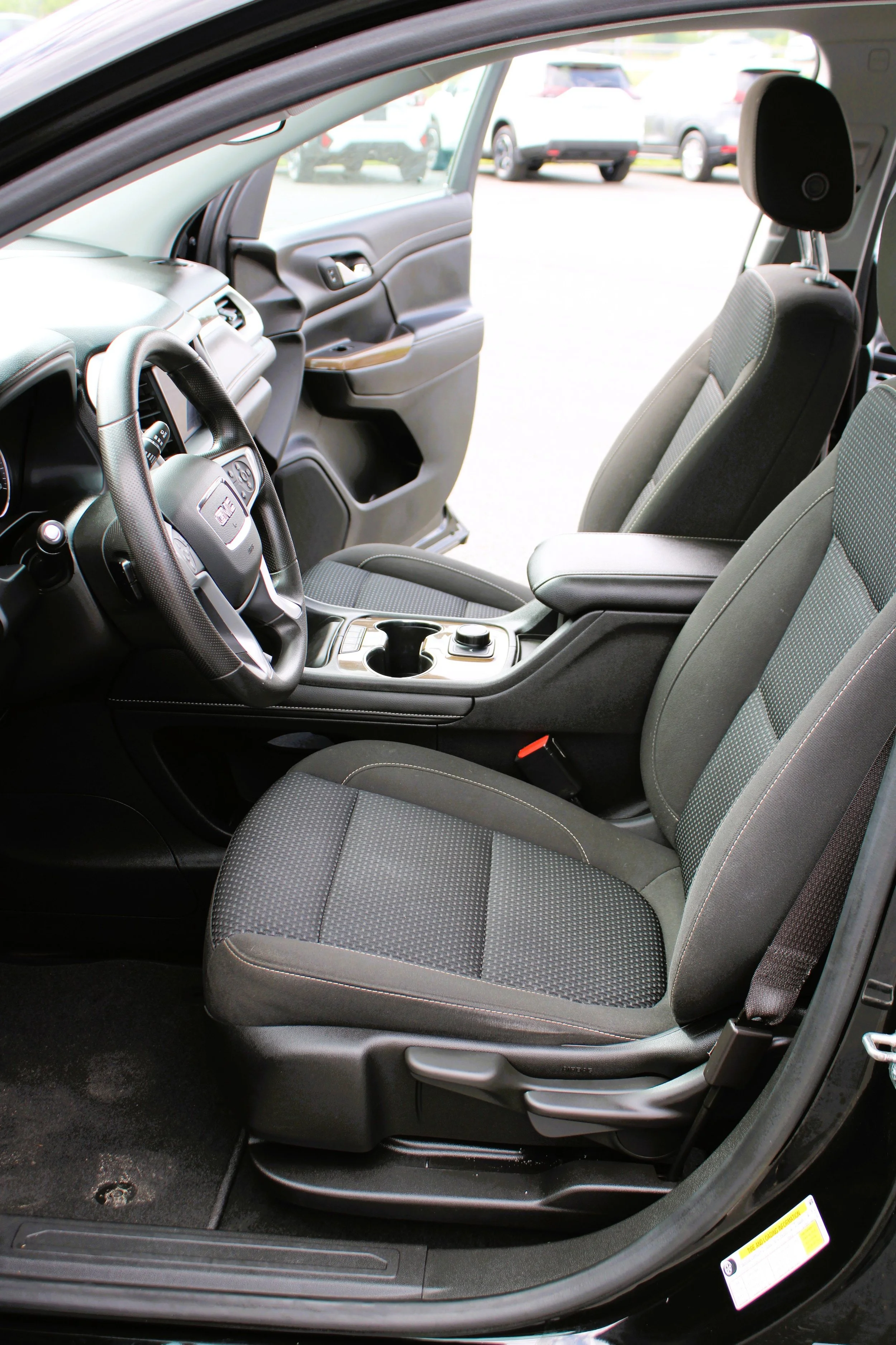 Used 2021 Ebony Twilight Metallic GMC SLE image 19