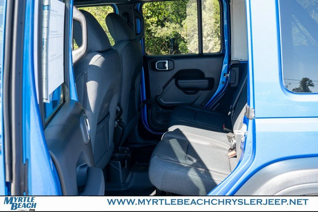 New 2026 Hydro Blue Pearl-Coat Exterior Paint Jeep Sport S image 14