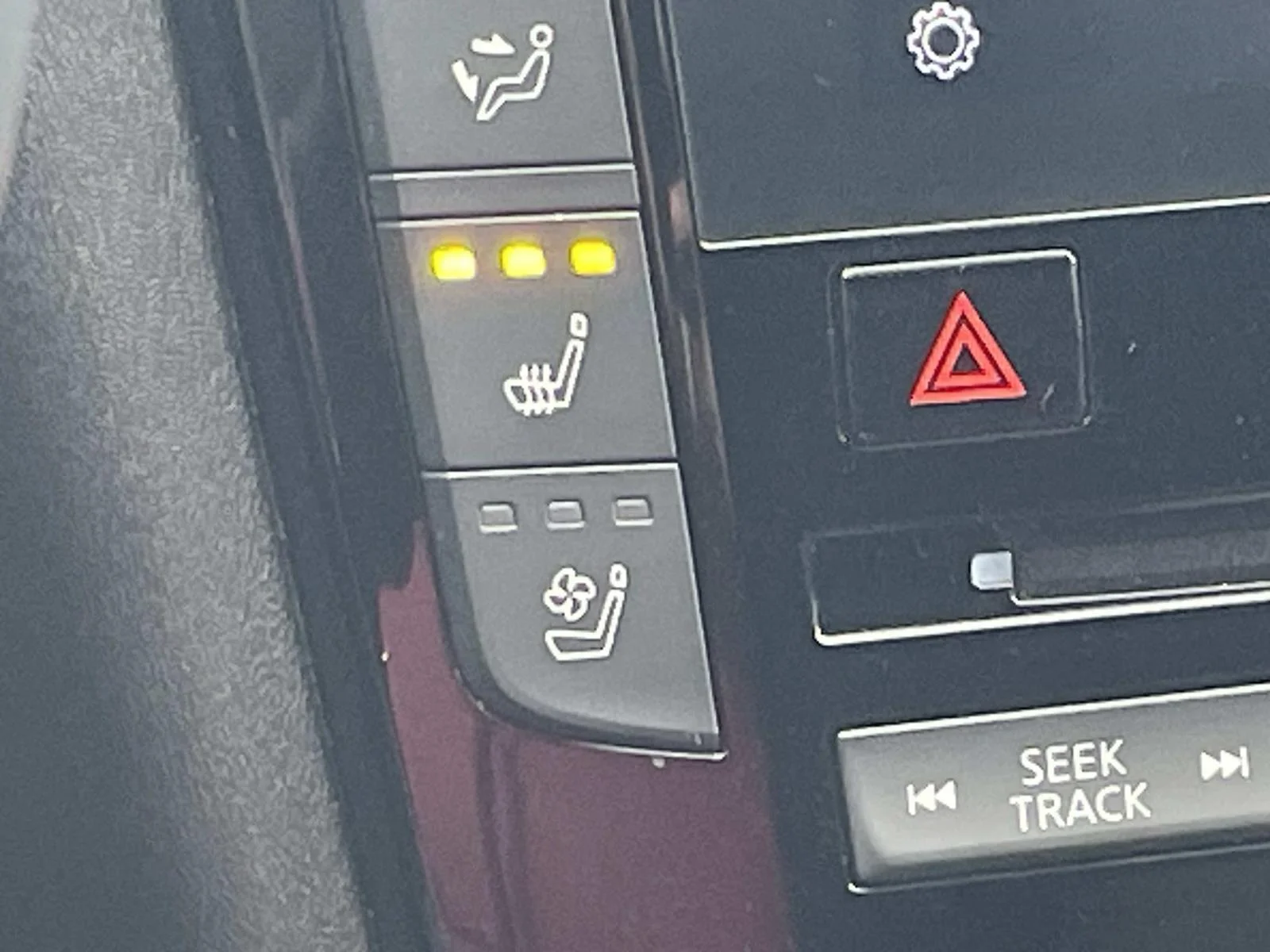 2025 INFINITI QX55 Essential - Photo 20