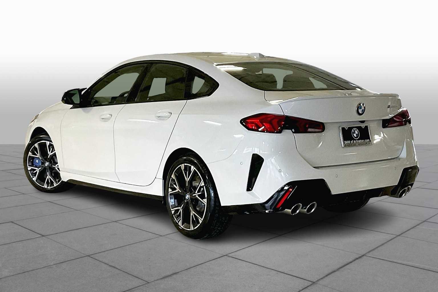 2025 BMW 2 Series M235 - Photo 12