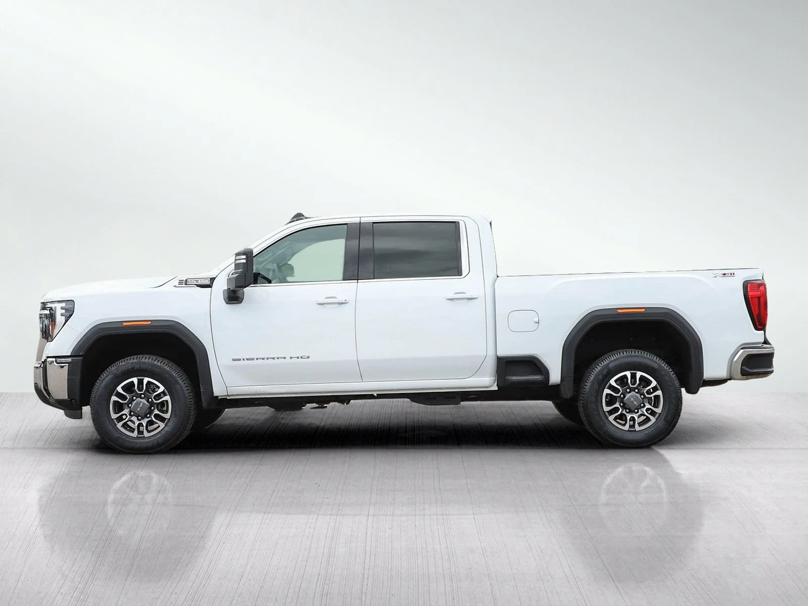 Used 2024 GMC Sierra 3500HD SLE with VIN 1GT49TE73RF132386 for sale in Minneapolis, Minnesota