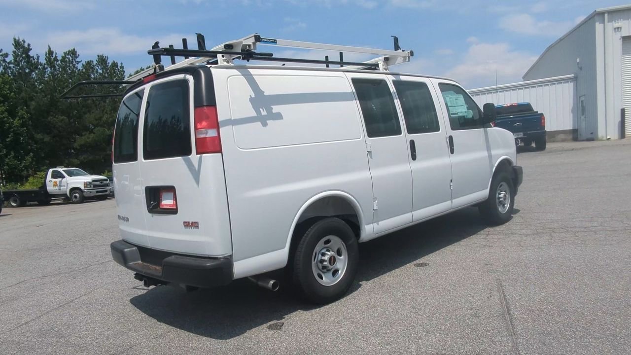2025 GMC Savana Cargo Work Van - Photo 8