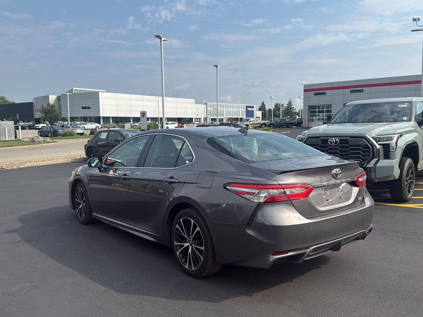Used 2019 Predawn Gray Mica Toyota SE image 4