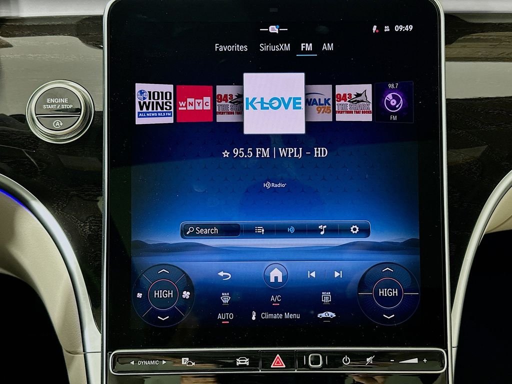 New 2026 Polar White Mercedes-Benz C 300 image 15