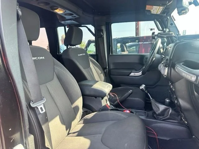 Used 2015 Black Jeep Unlimited Rubicon image 8