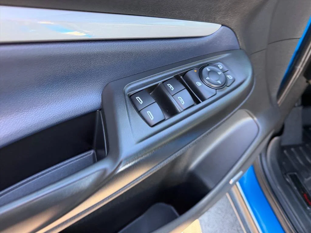 Used 2022 Blue Chevrolet Premier image 16