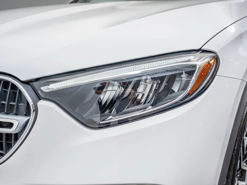 Certified Used 2026 Polar White Mercedes-Benz GLC 300 image 15