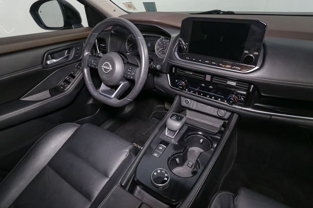 Used 2023 Black Nissan SL image 18