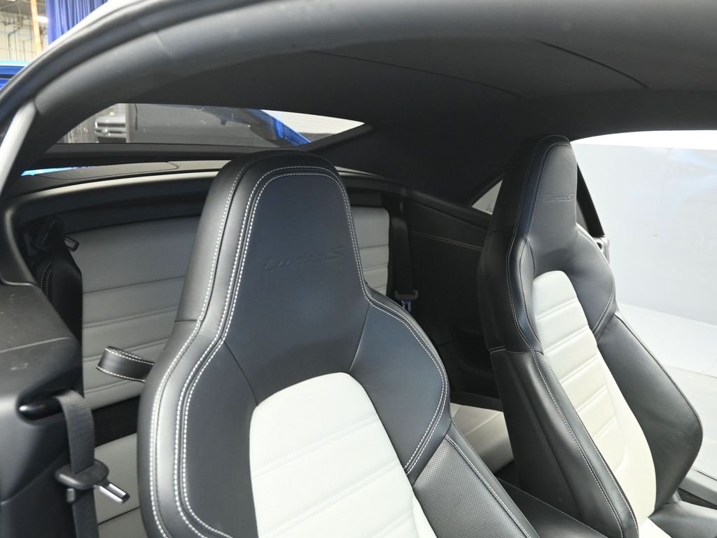 2022 PORSCHE 911 - Image 26