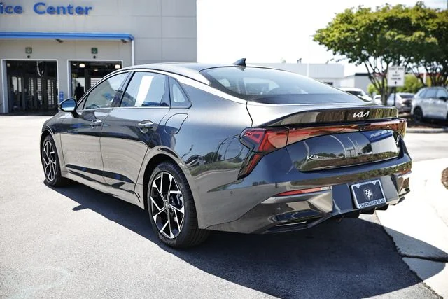 Used 2025 Interstellar Gray Kia EX image 5
