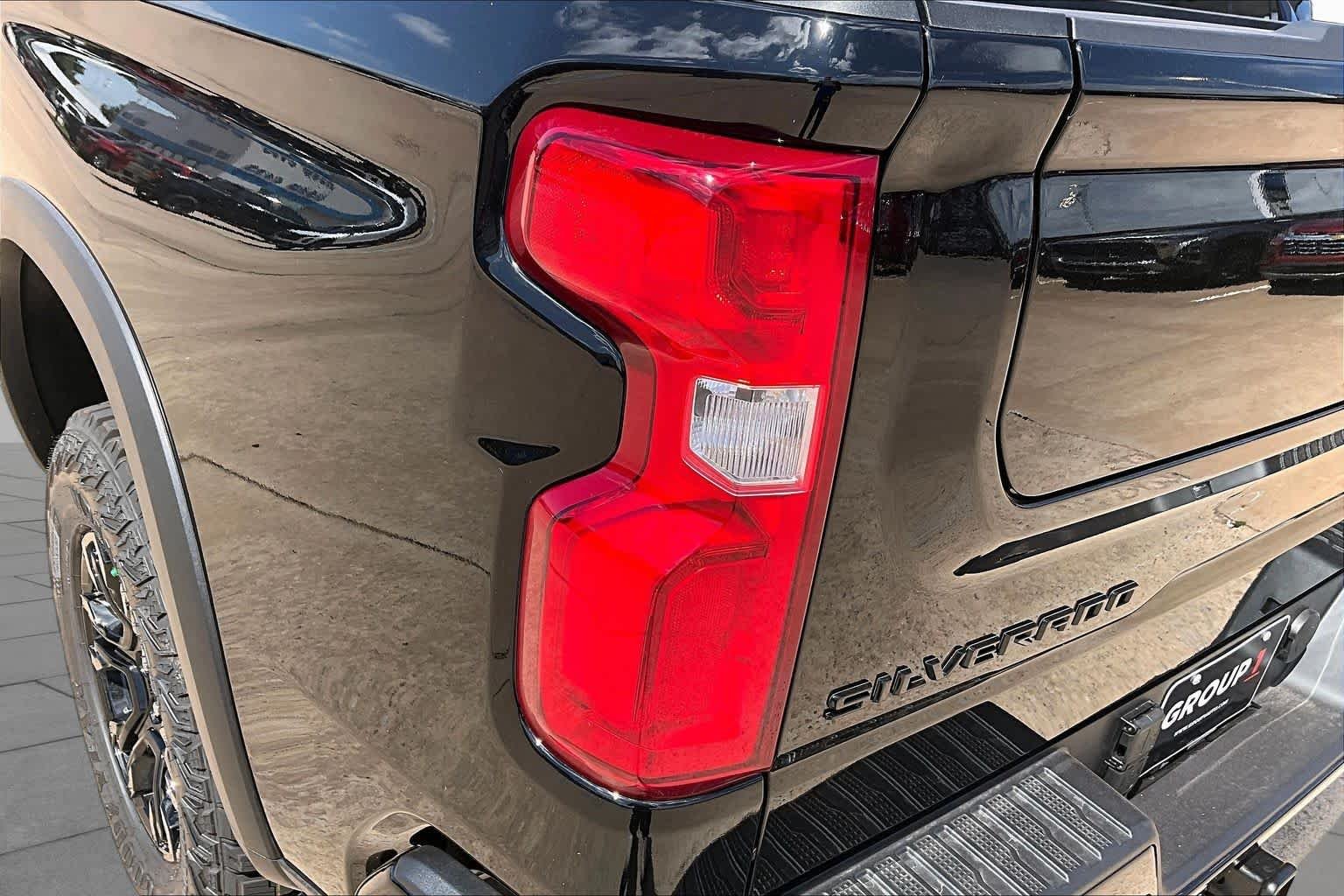 2026 Chevrolet Silverado 1500 ZR2 - Photo 14