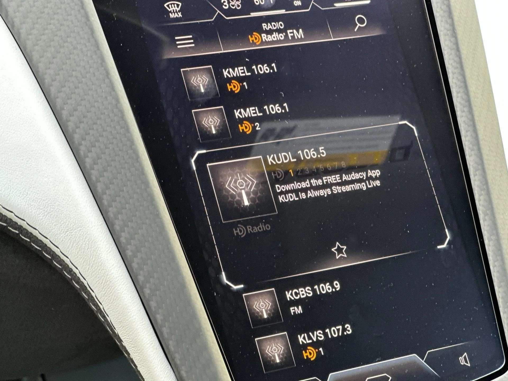 Certified Used 2026  Lamborghini  image 21
