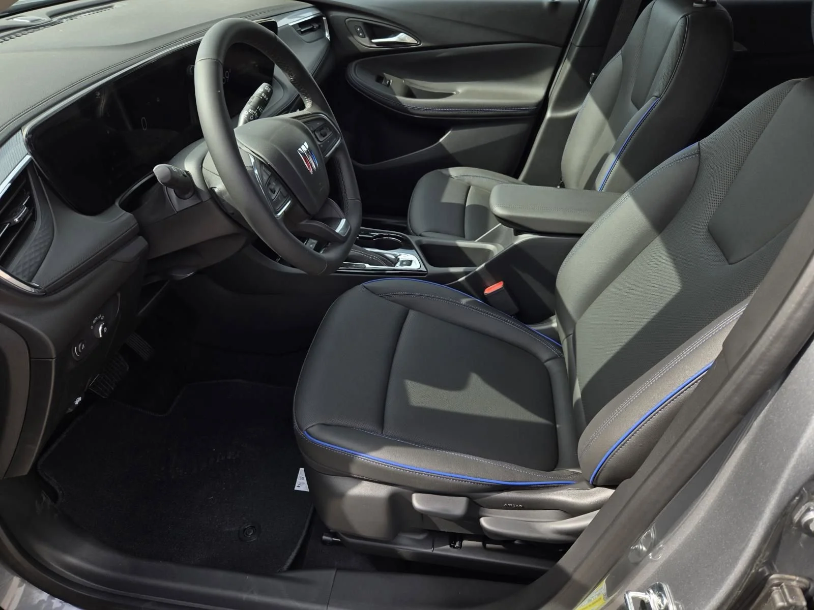 2026 Buick Encore GX Sport Touring - Photo 8