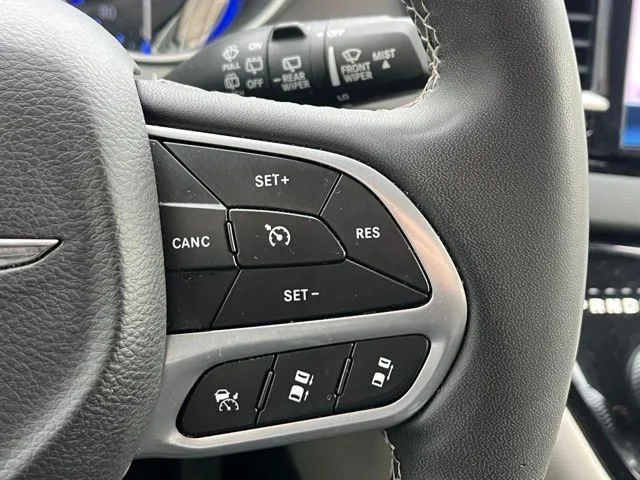 Used 2023 White Chrysler Touring L image 26