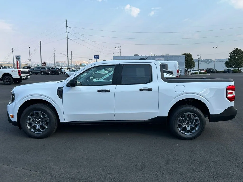 New 2026 White Ford XLT image 4