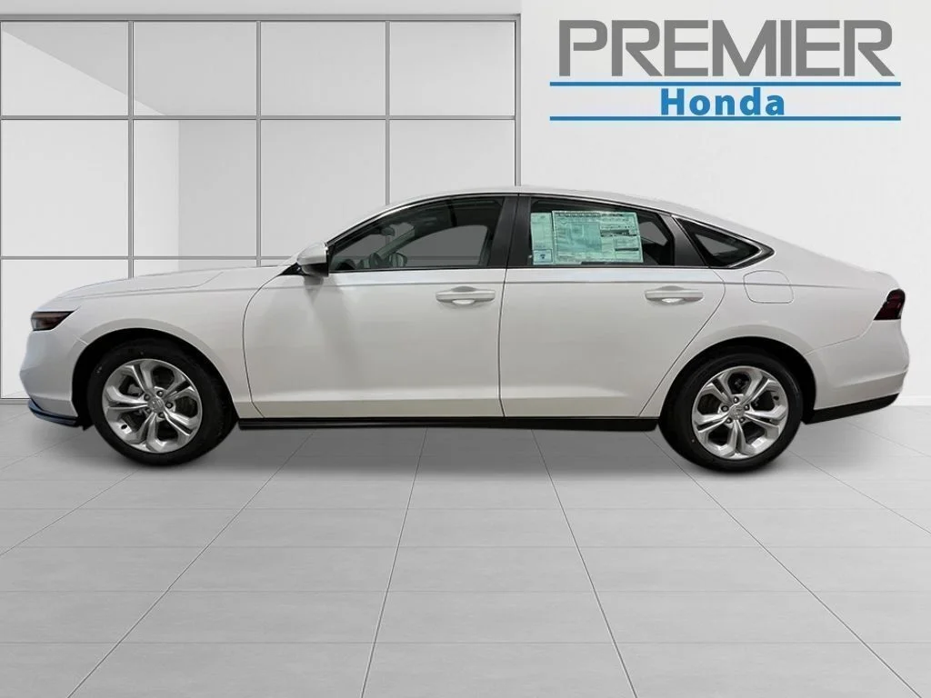 New 2026 Platinum White Honda LX image 2