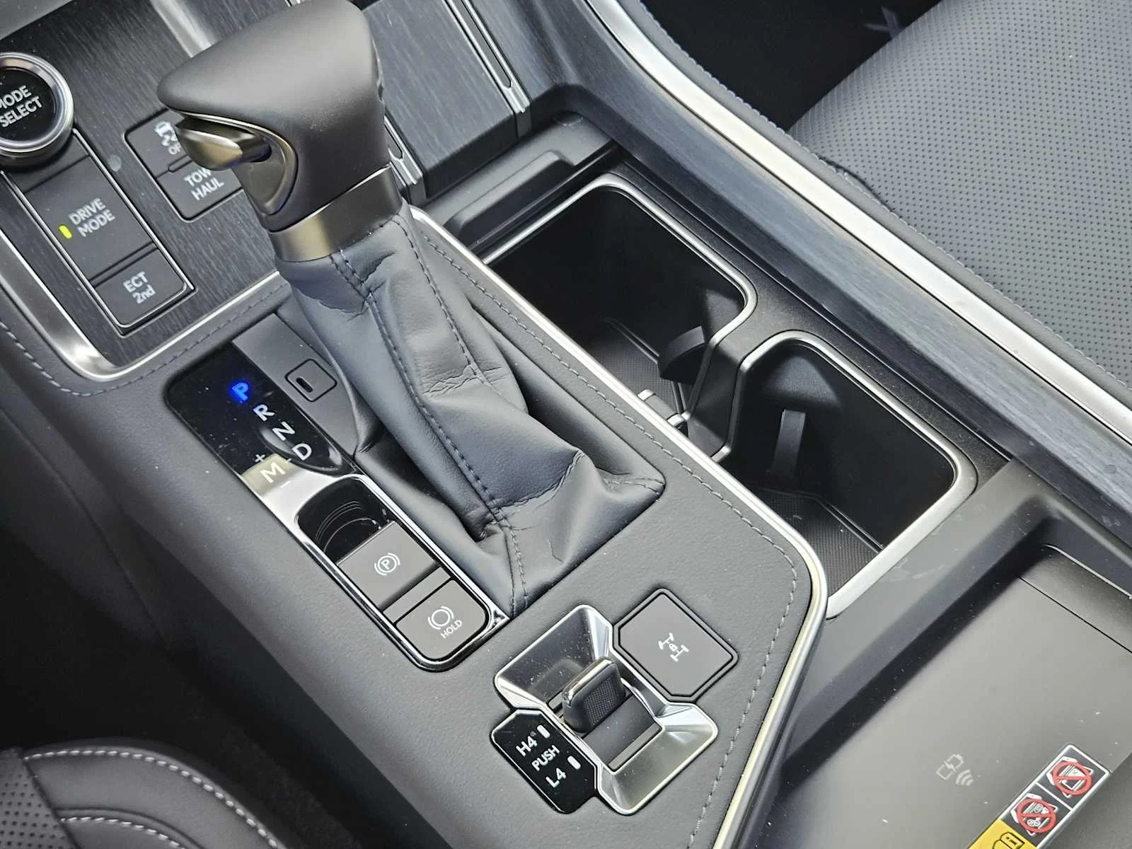 Certified Used 2026 INCOGNITO Lexus Premium+ image 14