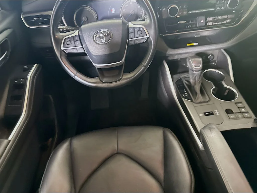 Used 2023 Celestial Silver Metallic Toyota Hybrid XLE image 21