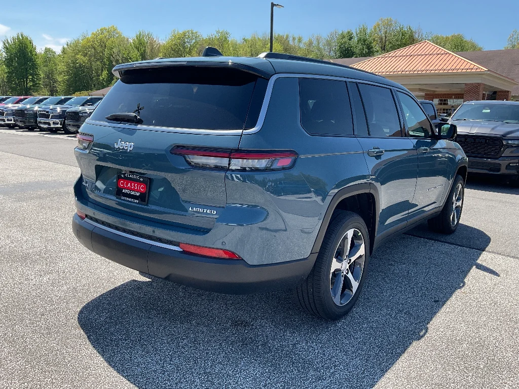 New 2026 Steel Blue Exterior Paint Jeep Limited image 5