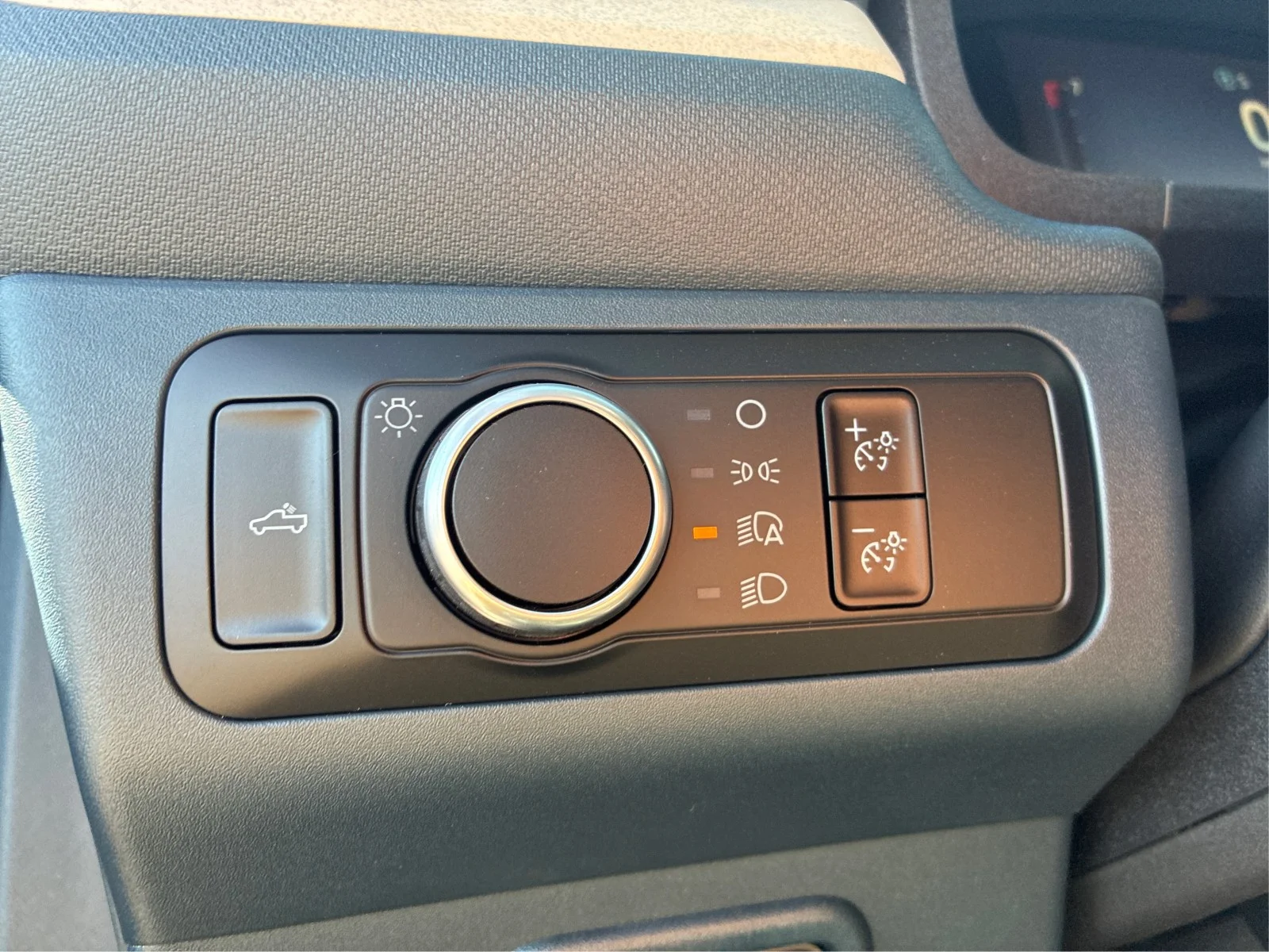 New 2026 Azure Gray Metallic Tri-Coat Ford Lariat® image 15
