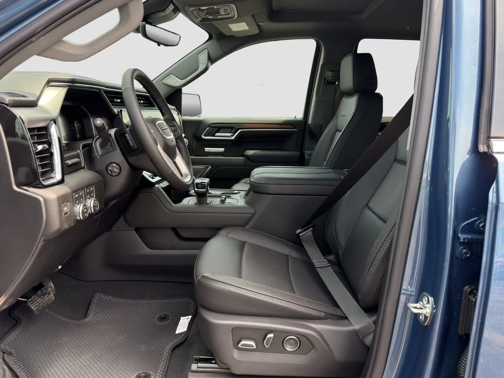 2026 GMC Sierra 1500 Denali - Photo 9