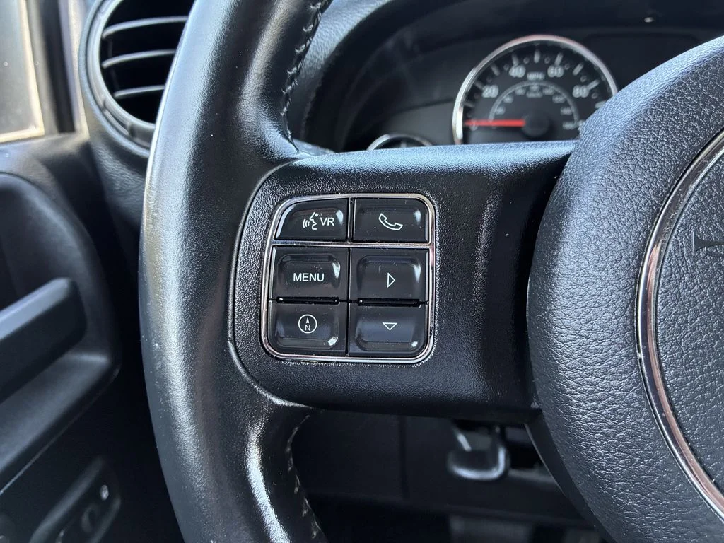 Used 2015 Silver Jeep Unlimited Sport image 32