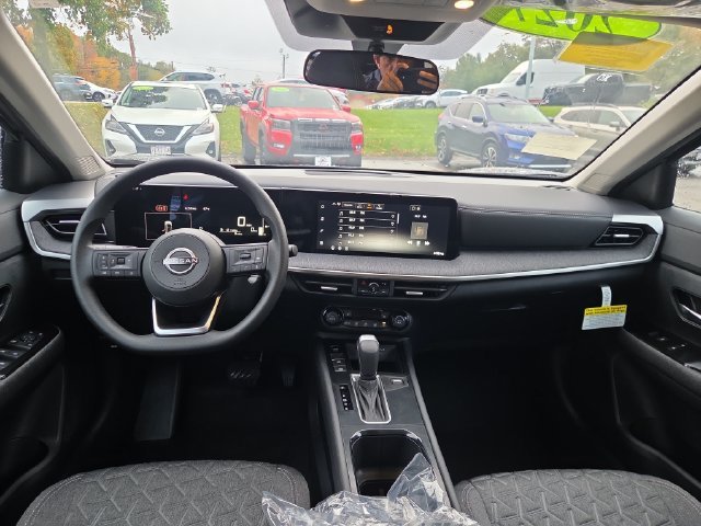 New 2027 Gray Nissan SV image 19